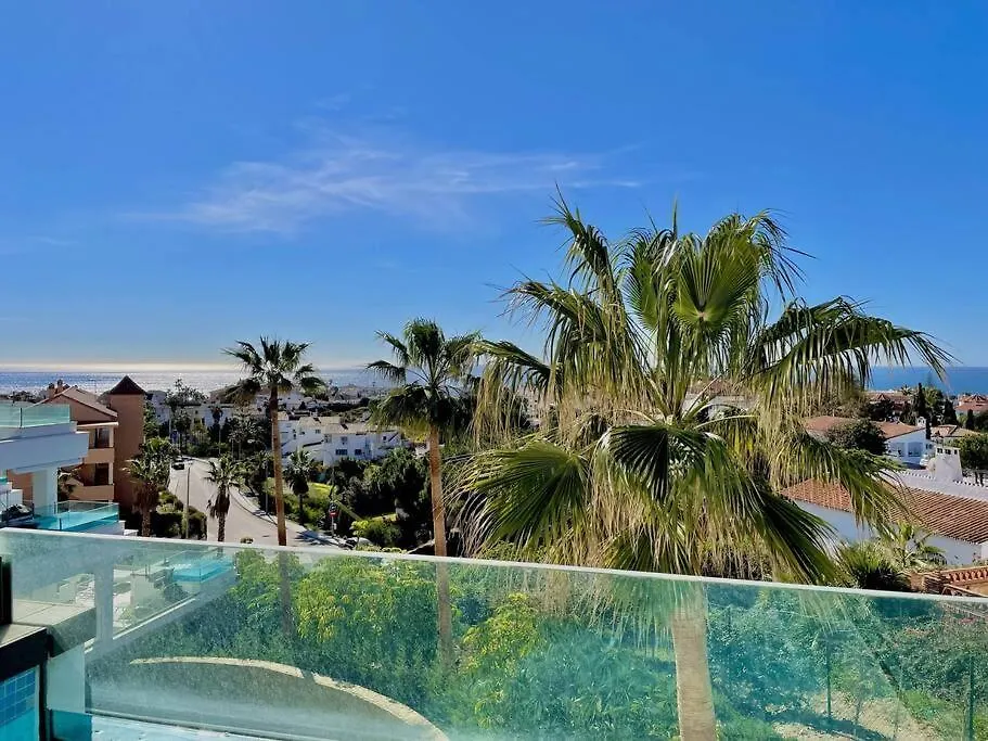 Santa Barbara Heights - Heated Pool, Gym, Bbq. Apartment Malaga
