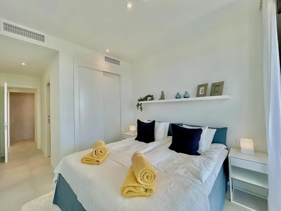 Santa Barbara Heights - Heated Pool, Gym, Bbq. Apartment Malaga