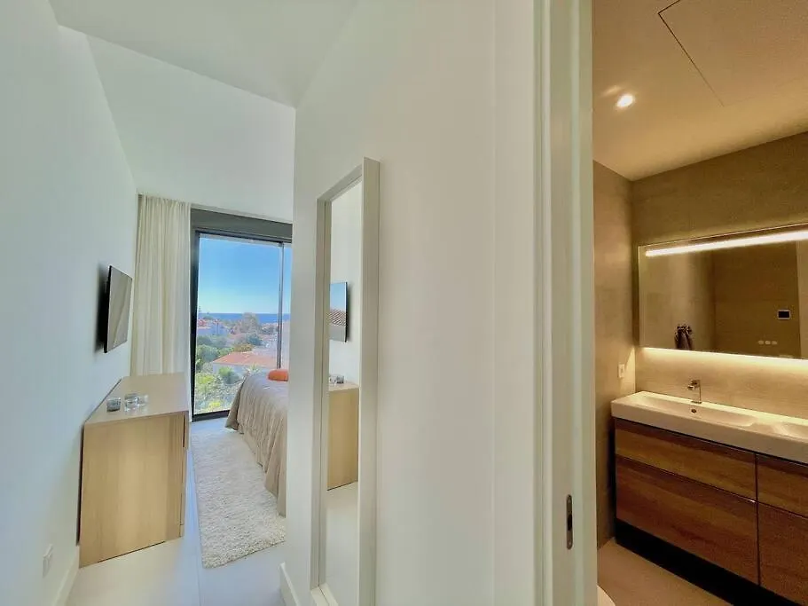 Santa Barbara Heights - Heated Pool, Gym, Bbq. Apartment Malaga Spain